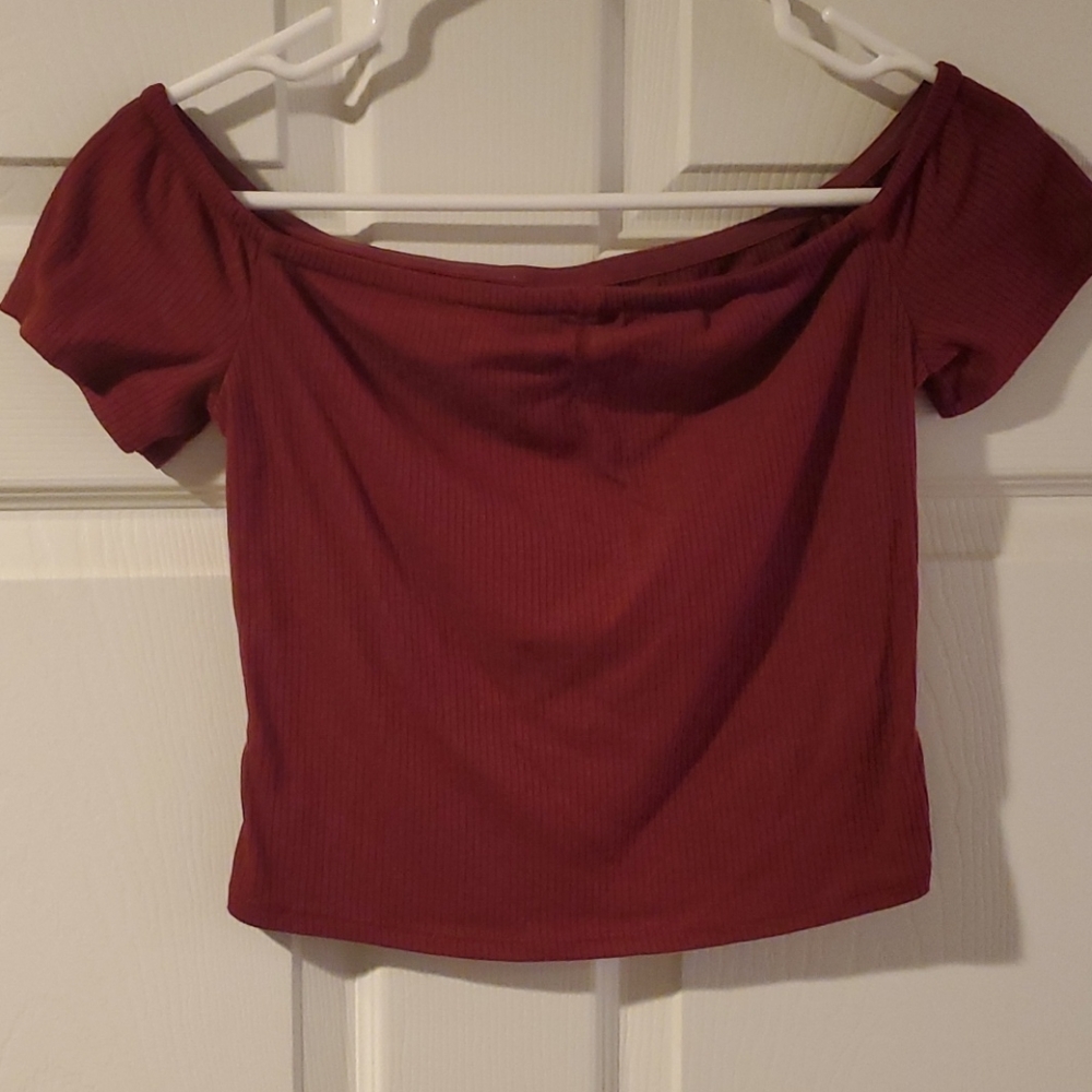 Off the shoulders crop top